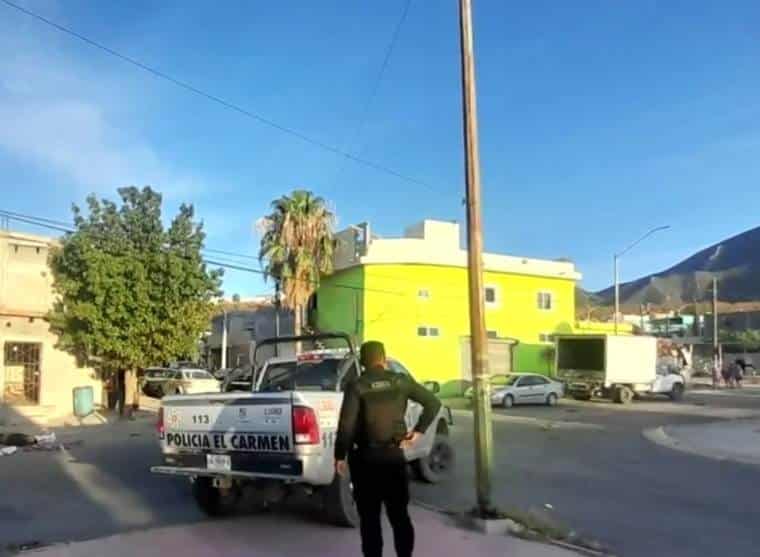 En menos de una hora, dos jóvenes fueron ejecutados ayer en las colonias Rincón del Carmen y Portal de Buenavista, municipio de El Carmen.
