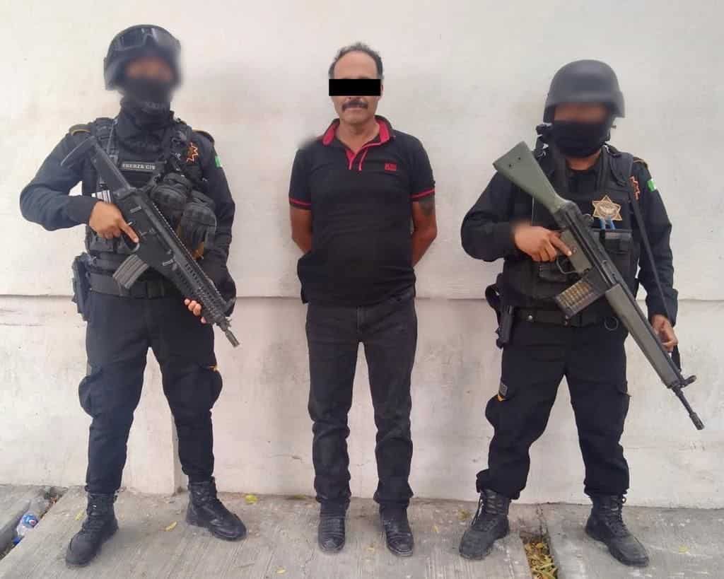 Elementos de Fuerza Civil en coordinación con agentes ministeriales lograron la captura de un cabecilla en Sabinas Hidalgo, el cual opera en General Treviño.