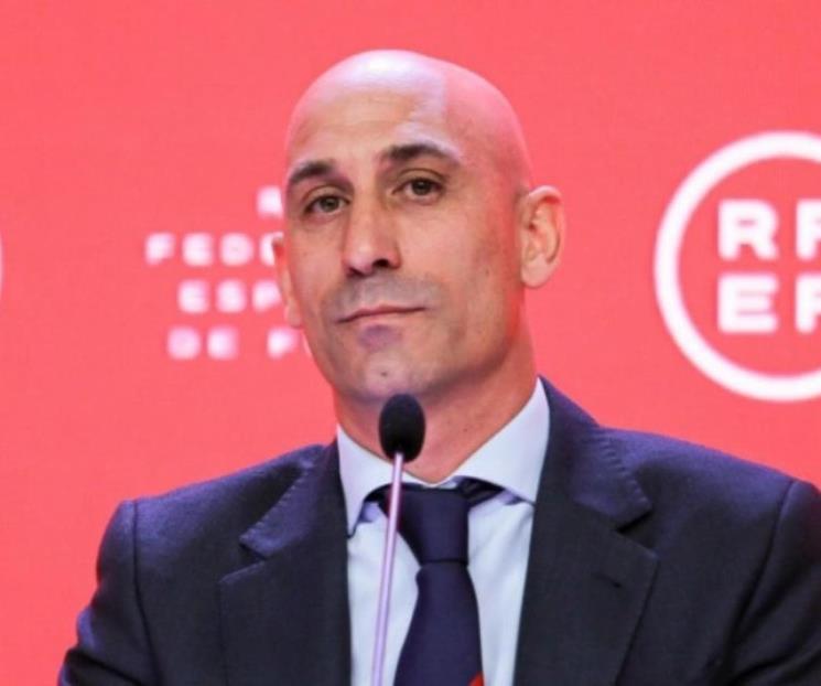 Suspende FIFA de forma provisional a Luis Rubiales