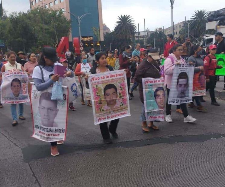 Normalistas siguen acusando a ejército en Caso Ayotzinapa