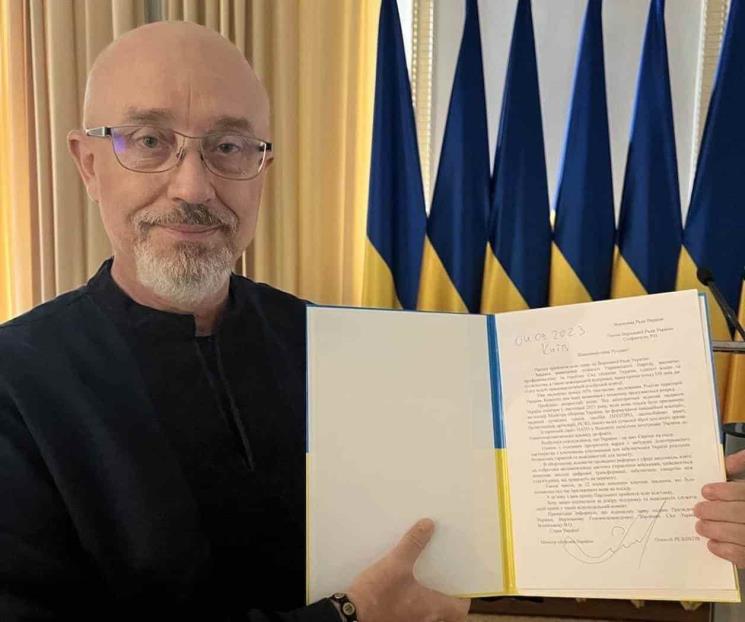 Ministro de defensa de Ucrania presenta su renuncia