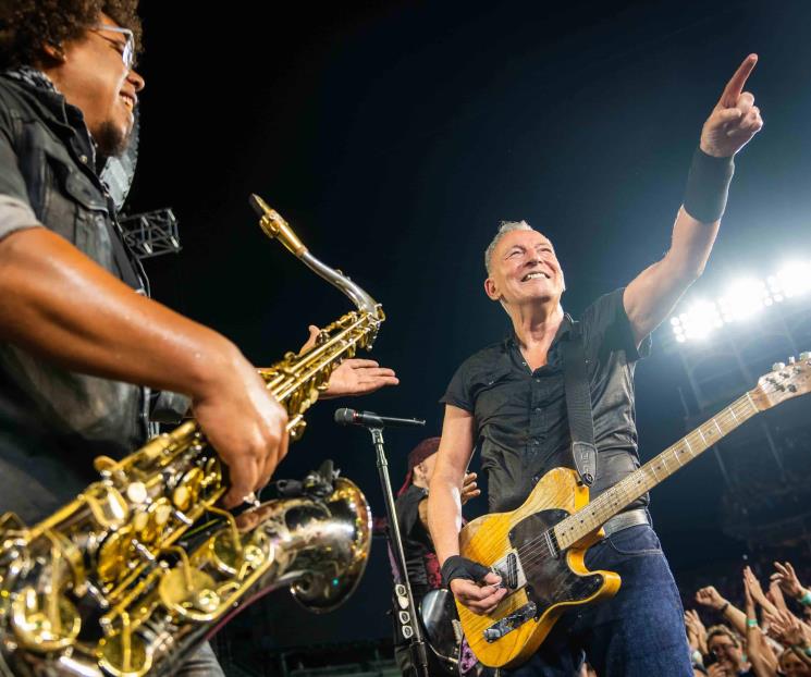 Pospone Bruce Springsteen shows de septiembre por salud