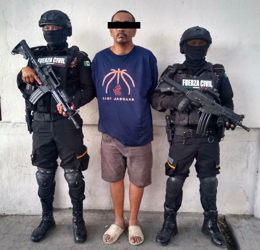 Un presunto integrante de la delincuencia organizada con presencia nacional, fue detenido por elementos de Fuerza Civil, en  Monterrey.