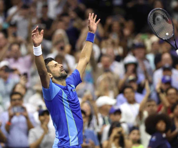 Novak Djokovic se corona en el US Open ante Medvédev