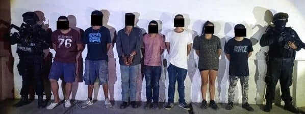 Un grupo de nueve personas, entre ellos dos adolescentes, integrantes de una célula perteneciente a un grupo delictivo con presencia nacional, fueron arrestados por elementos de Fuerza Civil en coordinación con la Agencia Estatal de Investigaciones en el municipio de El Carmen.