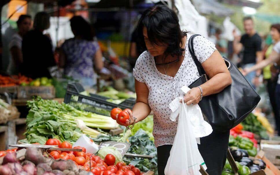 Alimentos y educación presionan inflación: INEGI