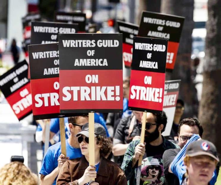 Actores recaudarán dinero para huelguistas en Hollywood