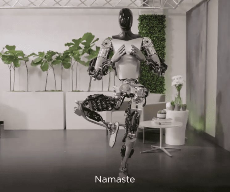 El robot humanoide de Tesla ya aprendió a hacer yoga