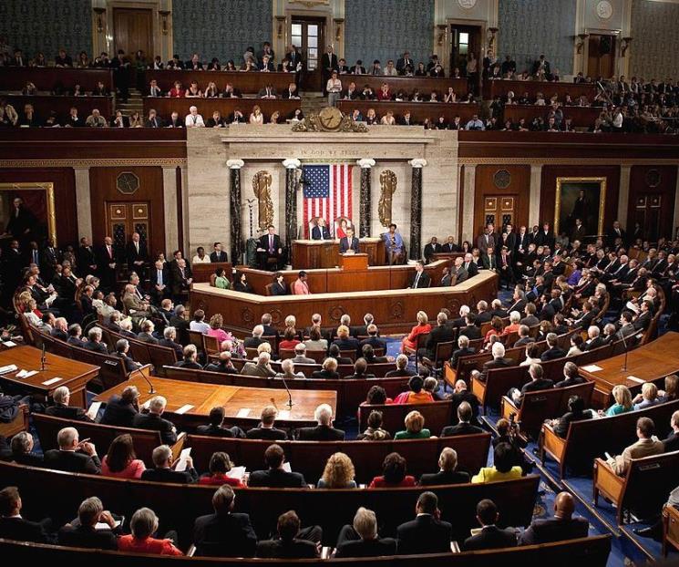 Aprueba Senado de EUA medida para evitar cierre de Gobierno