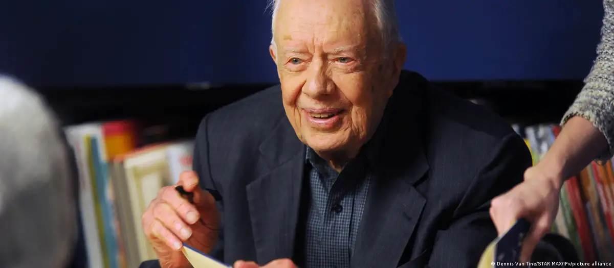 Jimmy Carter cumple 99 años bajo cuidado paliativos