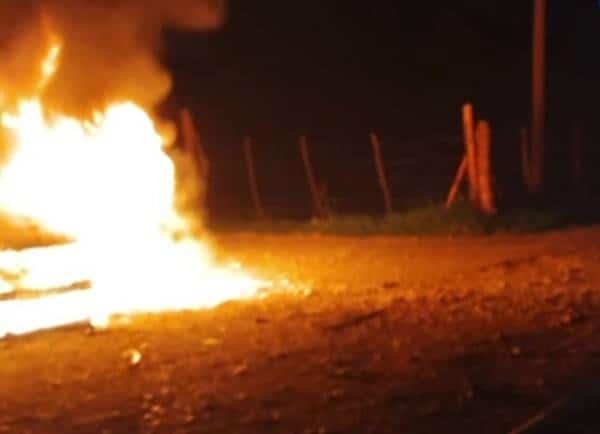 Se incendia auto en Montemorelos