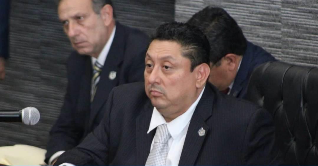 Respalda Congreso al fiscal Uriel Carmona