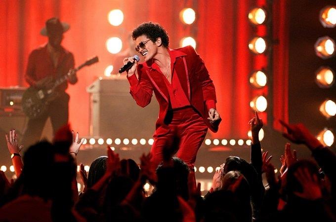 Cancela Bruno Mars concierto tras ataque de Hamas