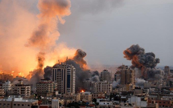 Israel impone asedio total y Hamás amenaza con matar rehenes