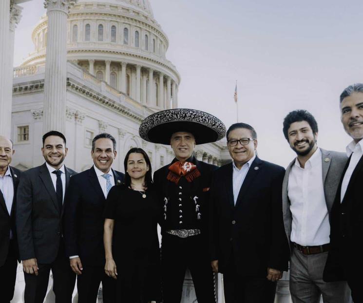 Los Fernández somos México: El Potrillo