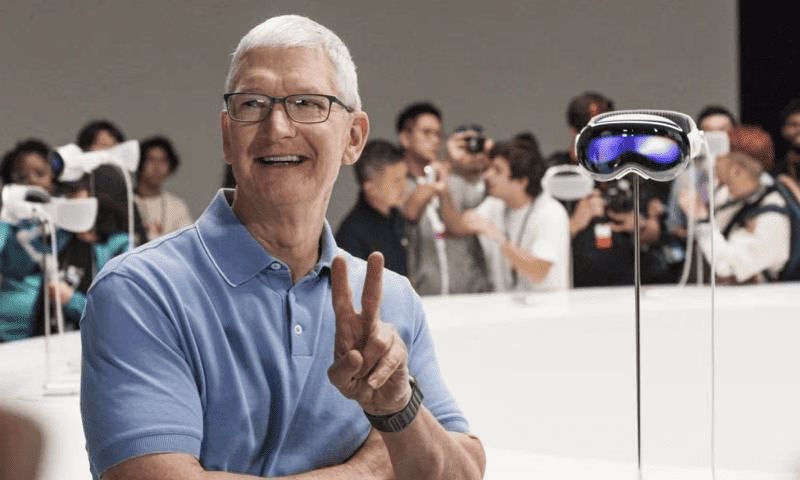 Tim Cook revela por qué Apple lanza un iPhone cada año