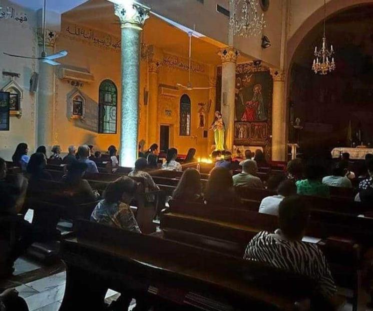 Católicos piden por la paz en iglesia en Gaza