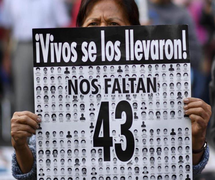 Segob entrega nueva documentación de caso Ayotzinapa