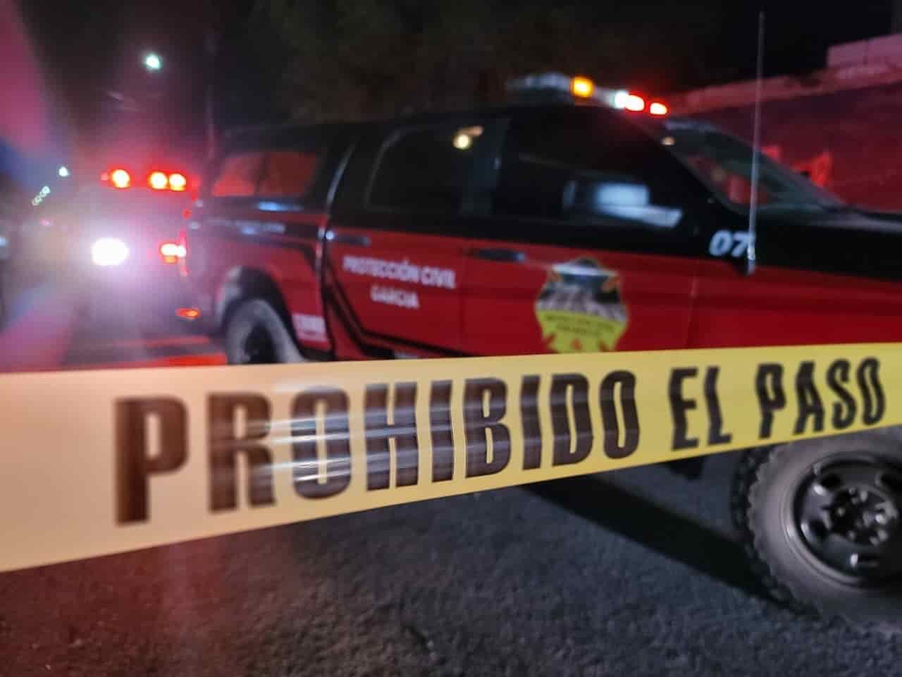 Un hombre fue ejecutado a unos metros de su domicilio en calles de la Colonia Renacimiento, la noche del miércoles en el municipio de García.