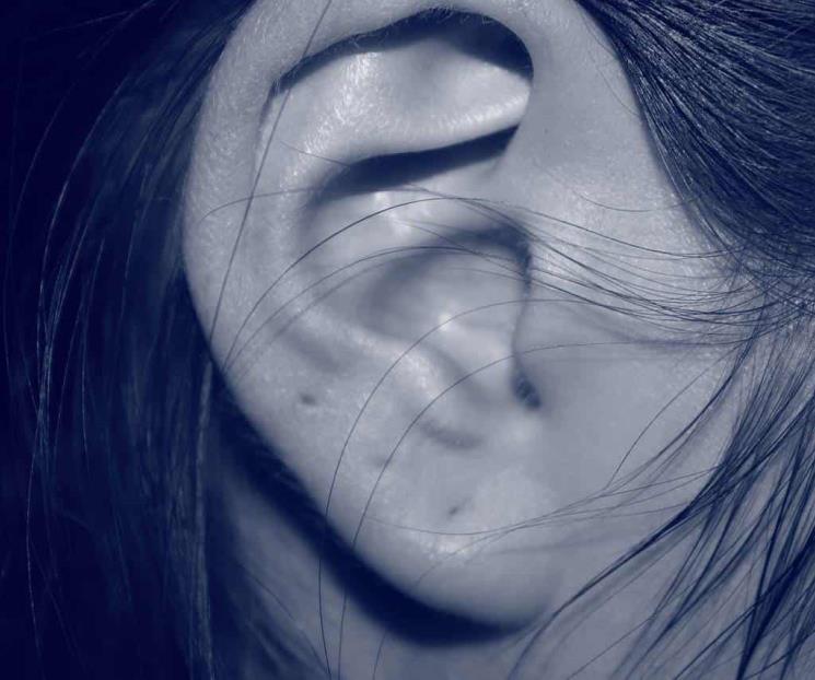 Taiwanesa va al médico por problema de oído