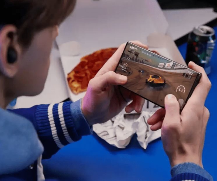 Samsung llevaría los juegos AAA a sus próximos Galaxy