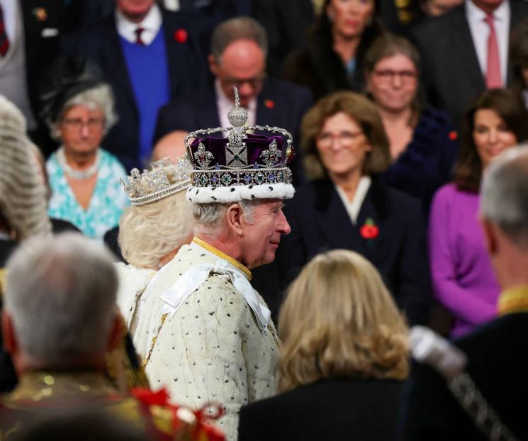 Da Carlos III su primer discurso como rey en Reino Unido
