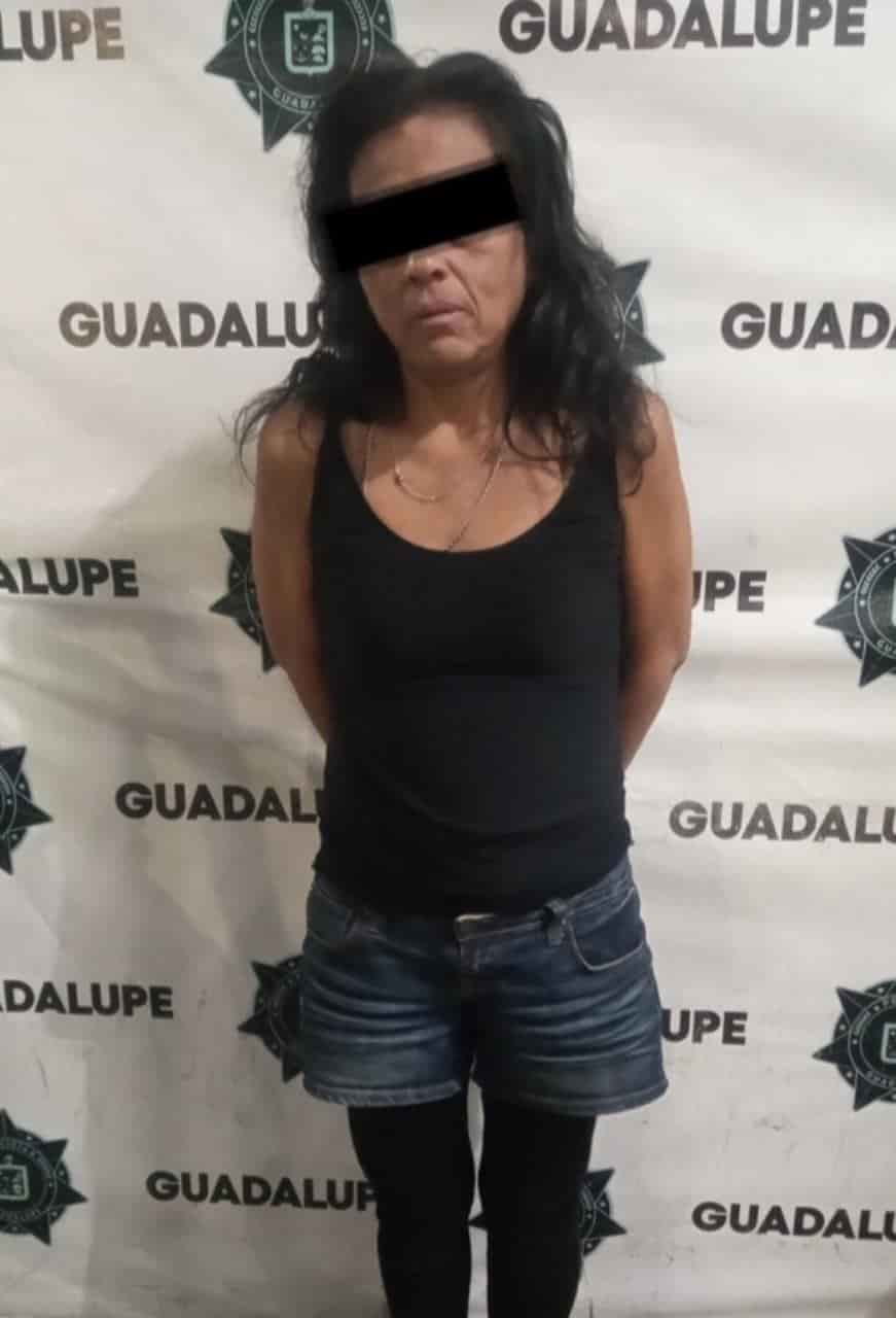 Elementos de la policía preventiva del municipio de Guadalupe, detuvieron a tres integrantes de una célula criminal, que tenían en su poder, un arma de fuego y drogas.