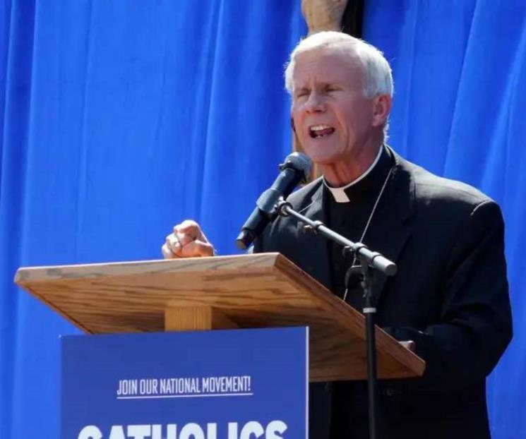 Destituye Francisco a obispo crítico en EUA