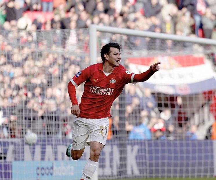 Chucky Lozano hace gol con el PSV