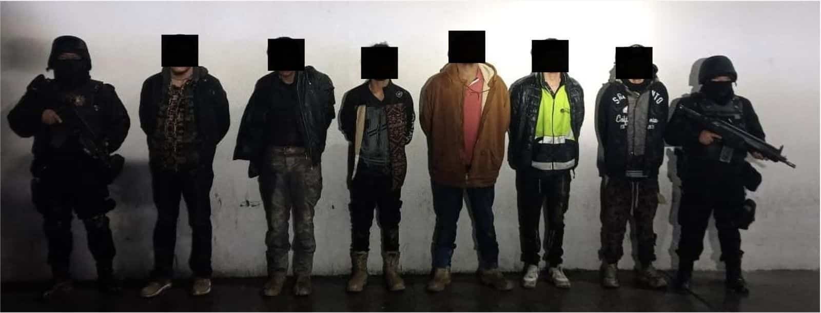 Elementos de Fuerza Civil lograron capturar a seis presuntos delincuentes quienes portaban armas y drogas, al sur del estado.