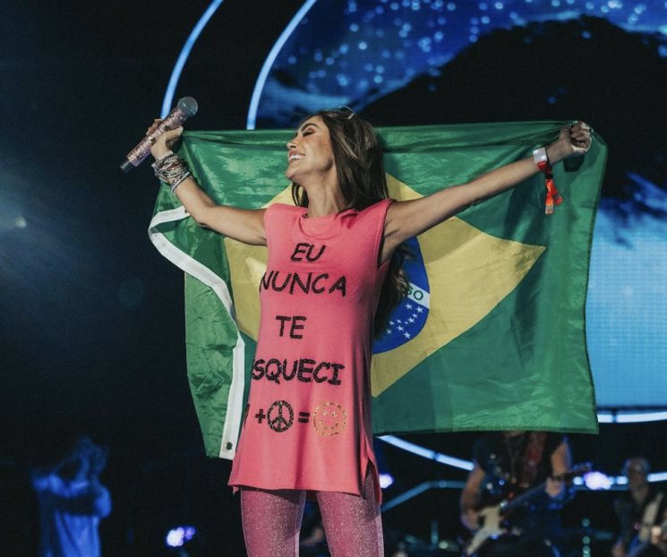 Anahí abandona concierto de RBD en Brasil