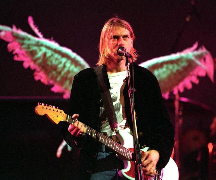 Guitarra de Kurt Cobain se subasta en cifra millonaria