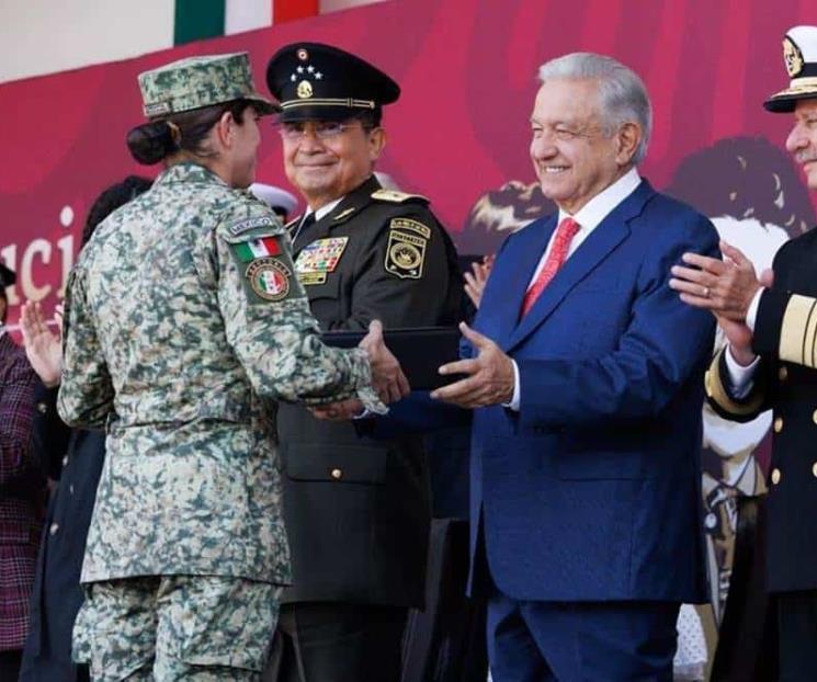 Mexicanos tienen como ángel de la guarda a las Fuerzas Armadas: AMLO