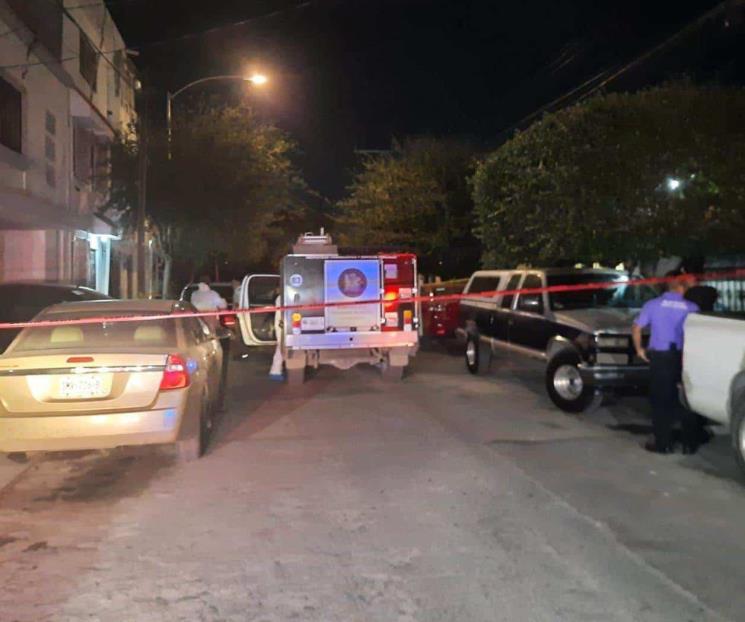 Hombre asesina a su esposa a puñaladas tras pelea en Santa Catarina
