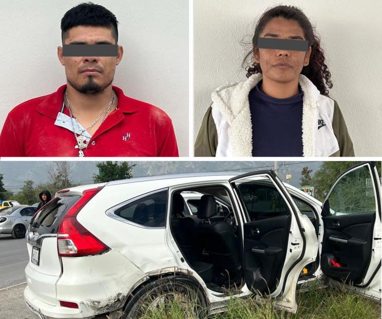 Cae pareja tras persecución y balacera en García