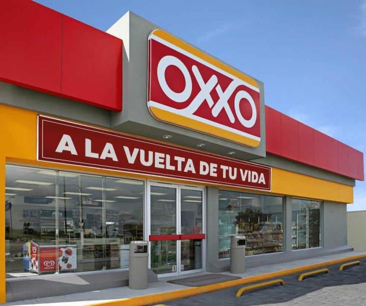 Oxxo amplía a 24 horas retiro de efectivo con tarjetas de débito