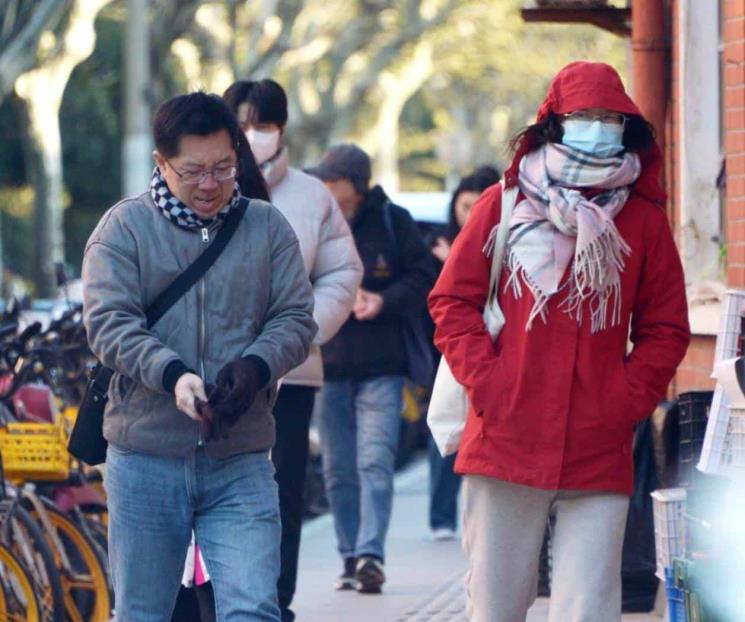 Emiten alerta en Shanghái por el fin de año más frío en 40 años