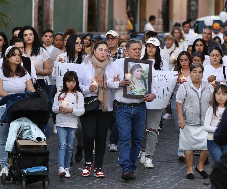 Marchan vecinos por sus muertos en Salvatierra, Guanajuato