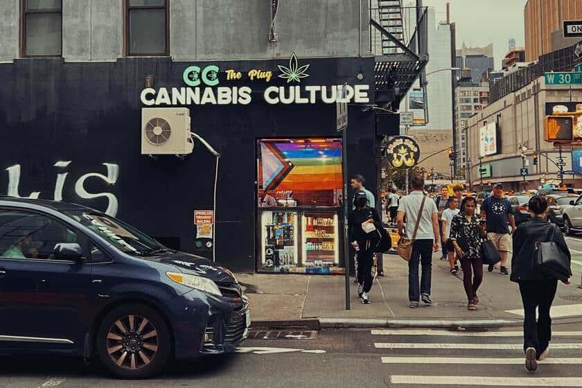 Dará Nueva York casi mil 500 licencias para negocios de marihuana