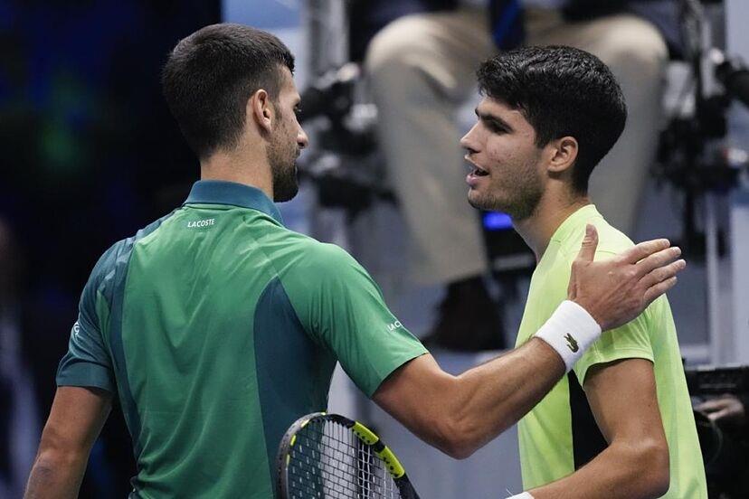 Vence Alcaraz a Djokovic en Arabia Saudita