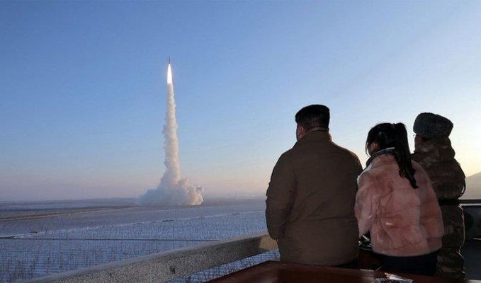 Urge Norcorea apurar preparativos de guerra