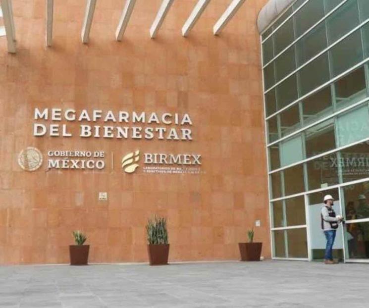 Inaugura AMLO Megafarmacia en el Estado de México