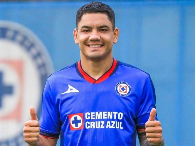 Presenta Cruz Azul a Gabriel Fernández