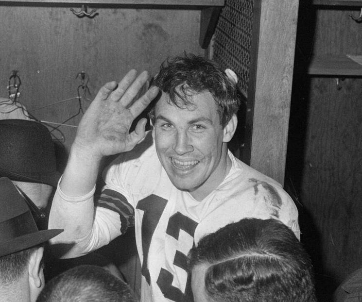 Fallece Frank Ryan, quien llevó a Cleveland al último título en NFL