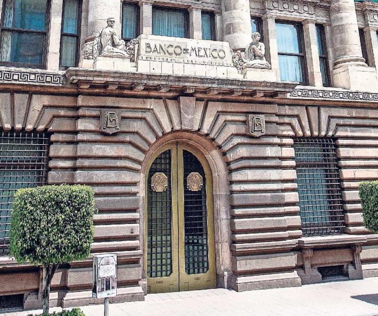 Proceso de desinflación seguirá, pese a repunte de precios: Banxico