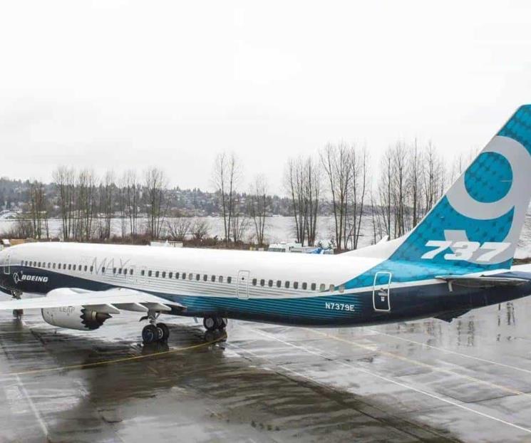 Ordena FAA inmovilización temporal de aviones Boeing 737