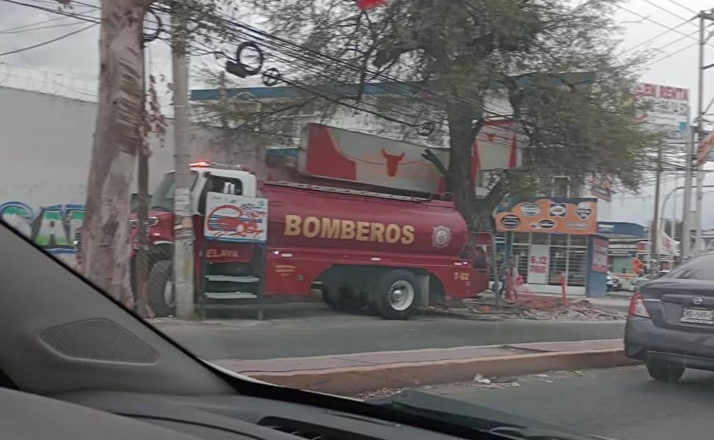 Arman balaceras y quema de vehículos en Celaya