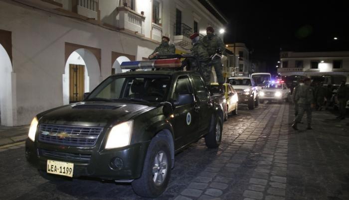Decreta Ecuador estado de excepción tras fuga de "Fito"