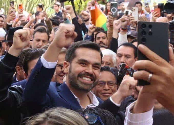 Se registra Jorge Álvarez Máynez como precandidato único de MC