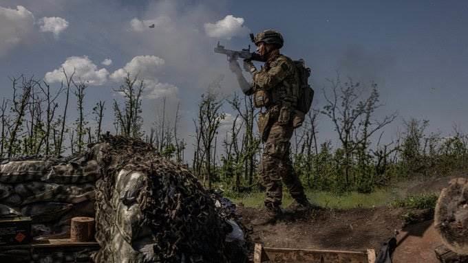 Congela Estados Unidos ayuda militar a Ucrania por falta de acuerdos